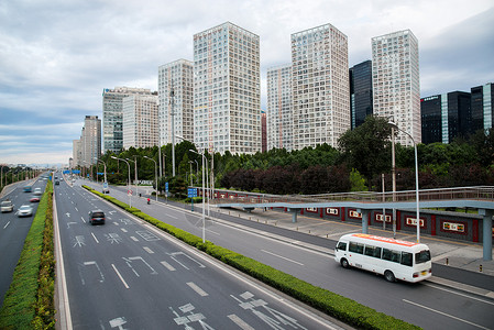 建筑外部高层建筑汽车北京CBD建筑图片