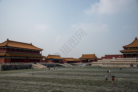 踢足球矢量元素远古的历史北京故宫背景