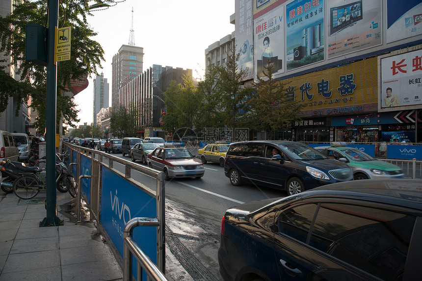 辽宁省丹东城市街景图片