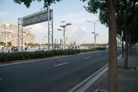 水平构图城市公路北京体育场鸟巢图片