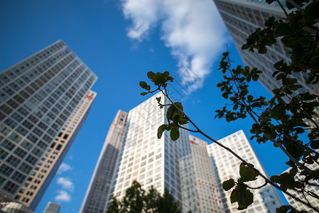 咯北京市区的城市建筑和高楼背景