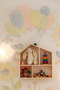 毛绒玩具兔子样板房建筑日光室内墙壁背景