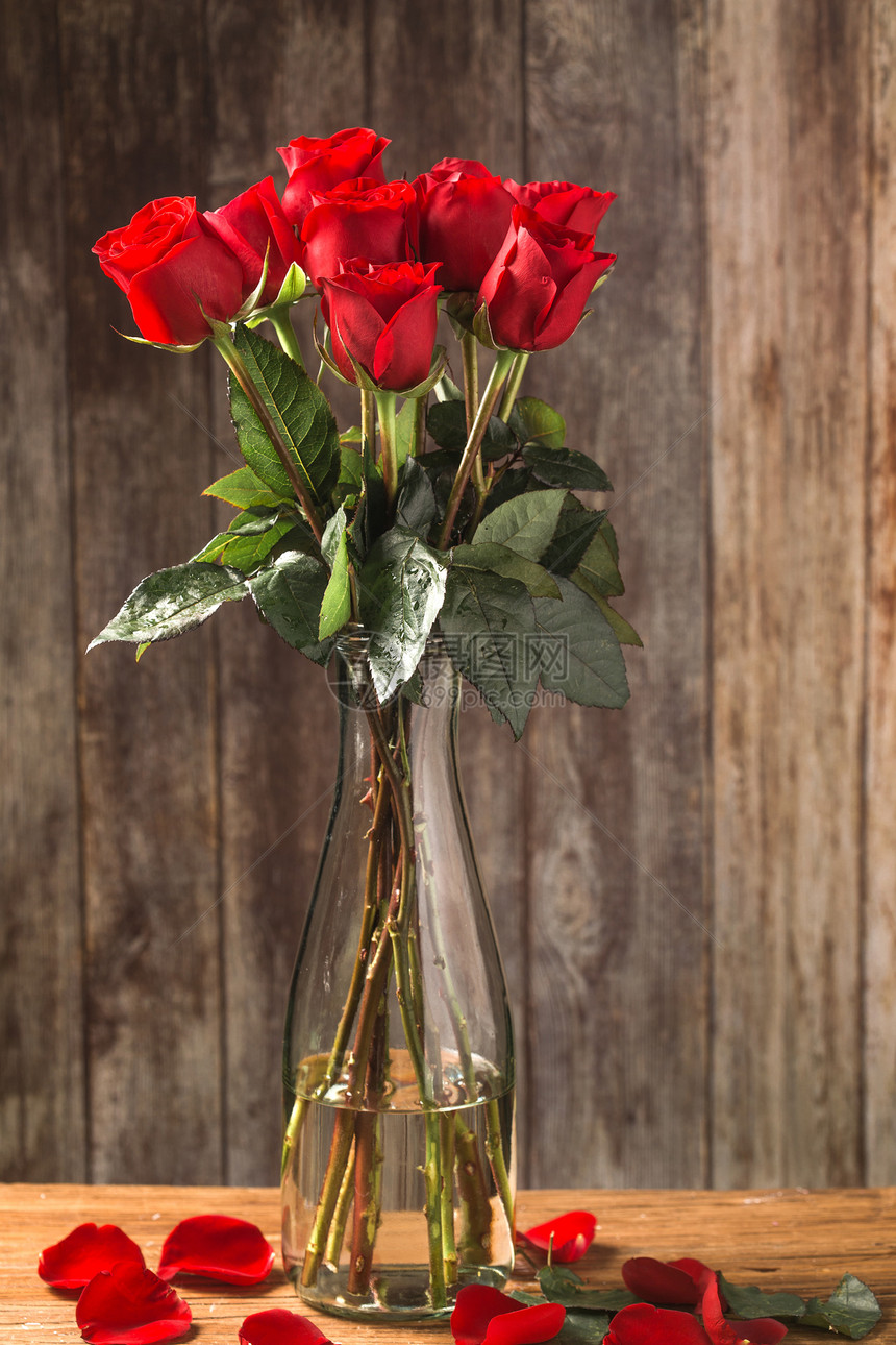头状花序玻璃制品自然美红玫瑰图片