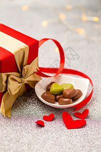 巧克力包装盒心型简单包装盒情人节静物背景