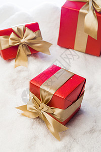 新一圣诞素材准备红色雪景礼品盒背景