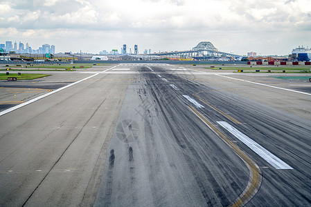 美国机场平坦的机场跑道背景