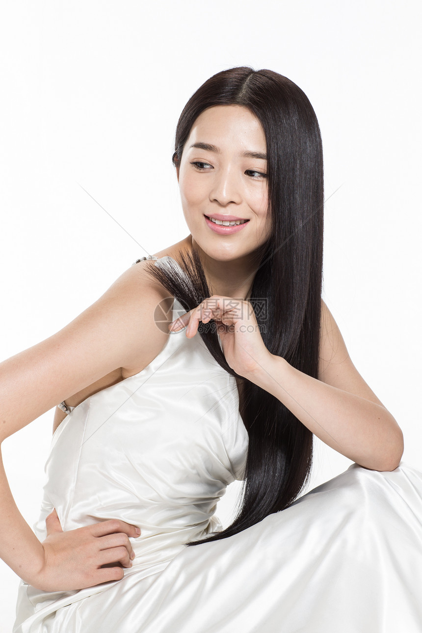 亚洲人信心幸福有着柔顺的长发的美女图片