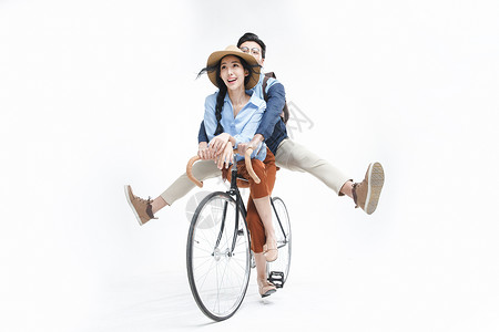 女朋友摄影青年女人青年情侣骑自行车图片