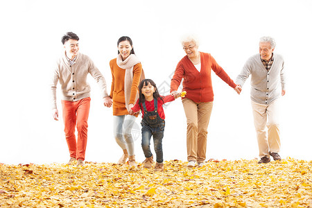 五个人毛衣三代同堂幸福家庭户外郊游图片
