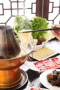 东亚火锅切片食物涮羊肉图片