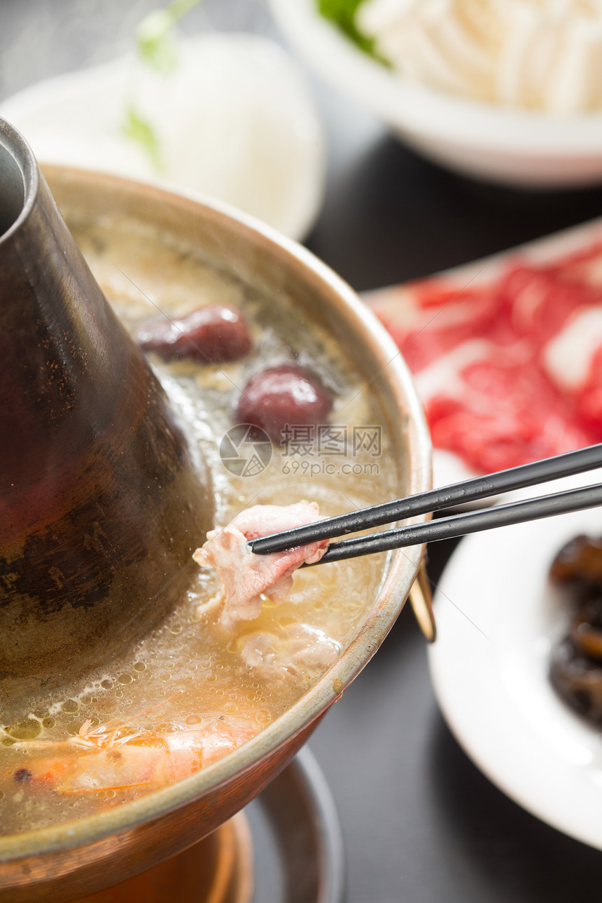 绿色食品传统锅涮羊肉图片