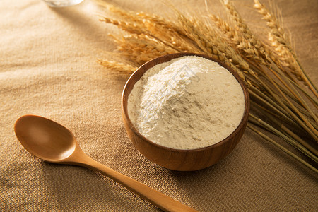 小麦粉面粉麦穗和麦粒高清图片
