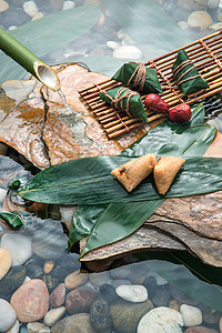 传统文化绿色粽子图片