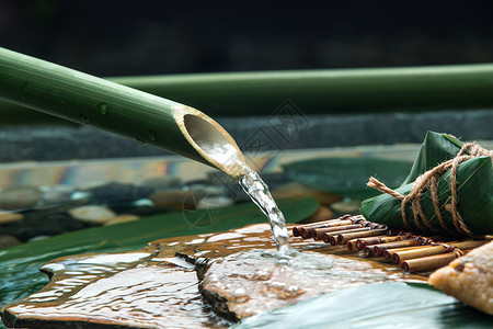 东方传统节日美食肉粽背景图片