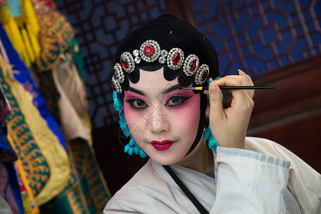 专门技术梳妆用品成年人女京剧演员后台化妆图片