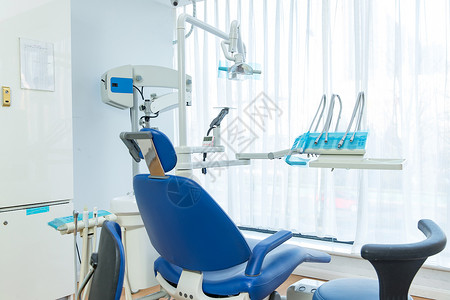 口腔诊疗保健医疗用品明亮牙科诊疗室里的医疗设备背景