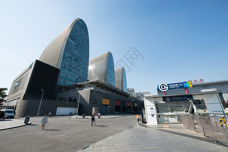 车站地产北京西直门建筑群和道路背景