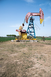 替代能源河北省任丘石油钻井图片