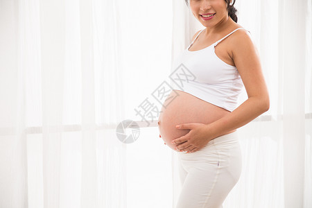 渴望东方人幸福的孕妇图片
