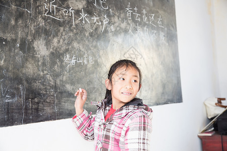 仅儿童水平构图仅女孩乡村小学里的小学女生图片