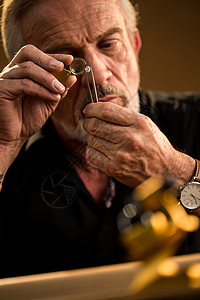手表定制老年男人制作钻石戒指背景