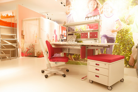 东亚水平构图住宅房间粉色的儿童房图片