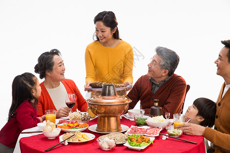 餐桌快乐祖母幸福家庭过年吃团圆饭图片