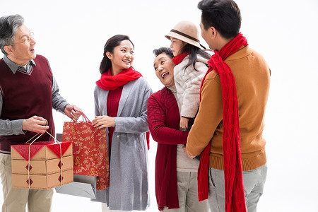 休闲装中年男人祖母幸福家庭庆祝新年图片