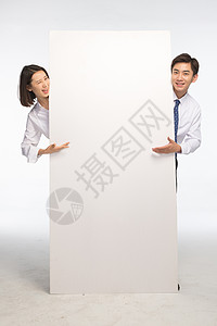 男朋友东方人成年人商务青年男女和白板背景图片