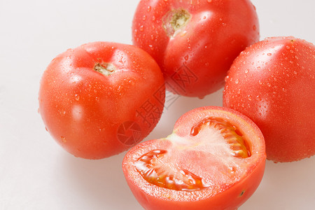 切片食物水滴影棚拍摄西红柿图片