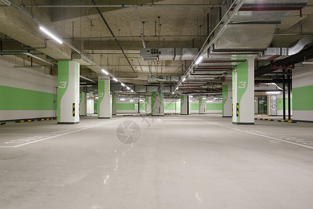 地下停车场大城市人造线高清图片