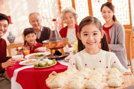 孙辈彩色图片温馨家园幸福家庭过年吃团圆饭图片