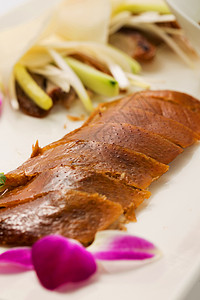 营养健康的鸭子肉北京烤鸭图片