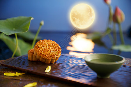 中秋节月饼和月亮创意摆拍高清图片