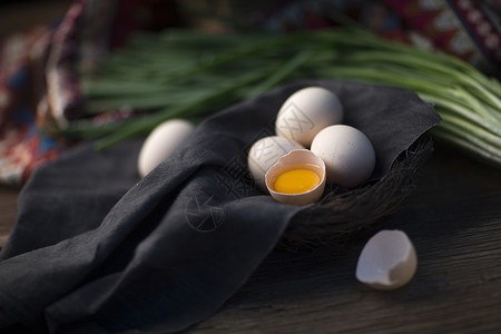 鸡蛋和葱食材蛋碎高清图片