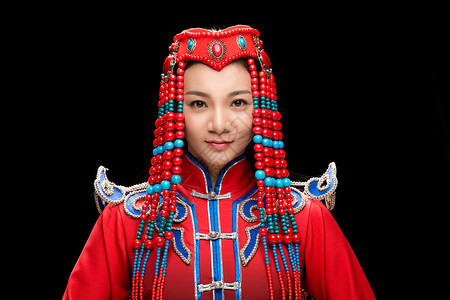 摄影水平构图衣服穿着蒙古族服饰的女人图片