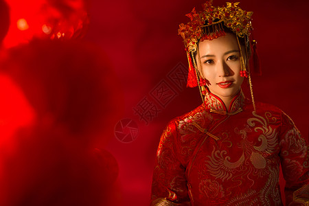 凤冠霞帔的古装新娘图片