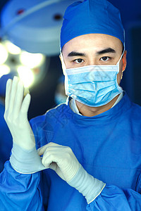 人责任20多岁医务工作者在手术室图片
