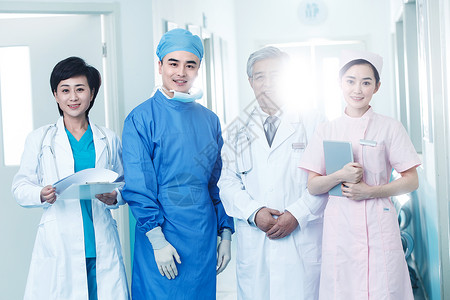 职业病历卡医药职业医务工作者在医院的走廊图片