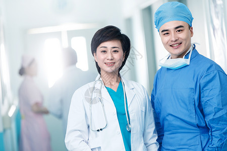 亚洲人技能东亚医务工作者在医院的走廊图片