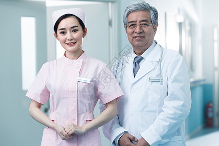 健康医生工作服亚洲人医务工作者在医院的走廊图片
