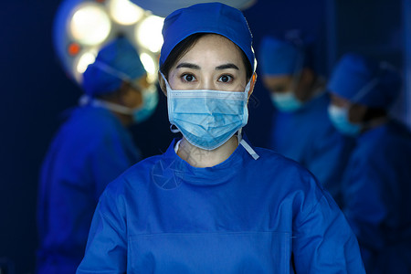 专业人员女人卫生保健和医疗医务工作者在手术室高清图片