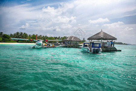 海滩游艇美景海洋辽阔马尔代夫海景风光背景