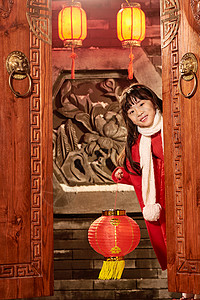 东方人中式庭院厚衣服快乐儿童过新年图片