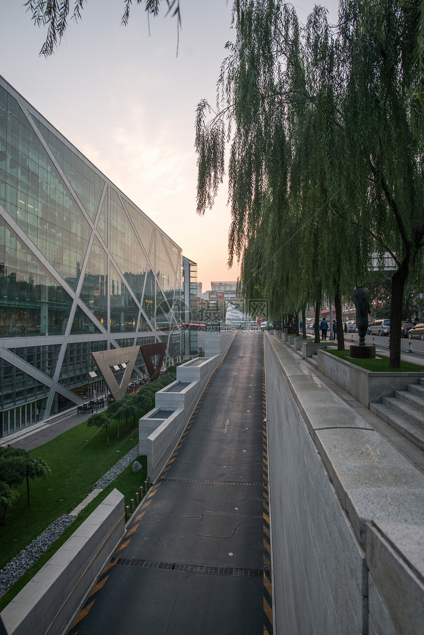 无人户外首都北京侨福芳草地大厦图片