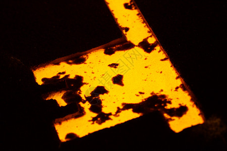 金属工业光效果熔化制造钥匙图片