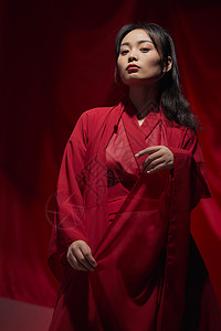 中国风红衣女性图片