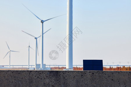 大风车太阳能环保发电板图片