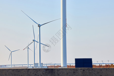 大风车太阳能环保发电板图片