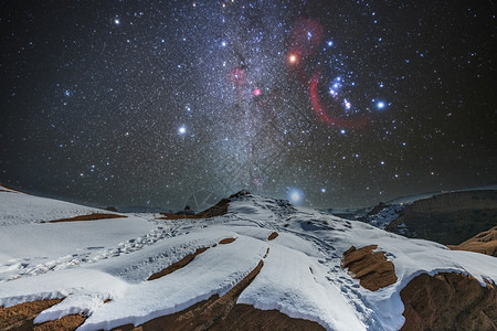 陕西波浪谷冬季雪景星空高清图片